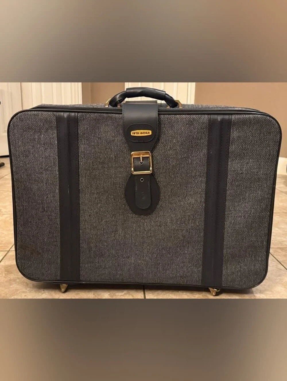 Saks 5th 2pc suitcase set